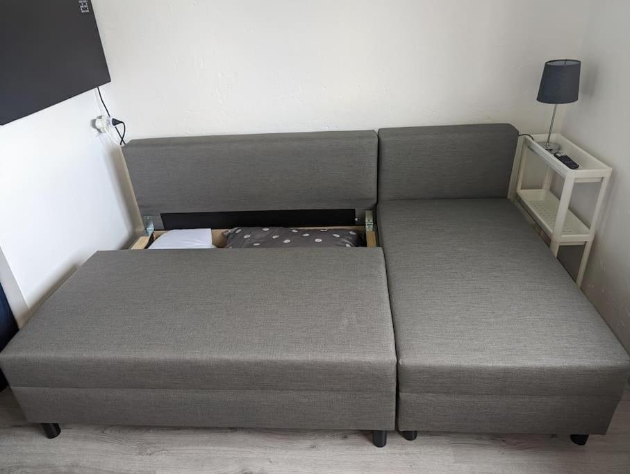 Lovely Studio With Free Parking On Premisis Asten Екстериор снимка