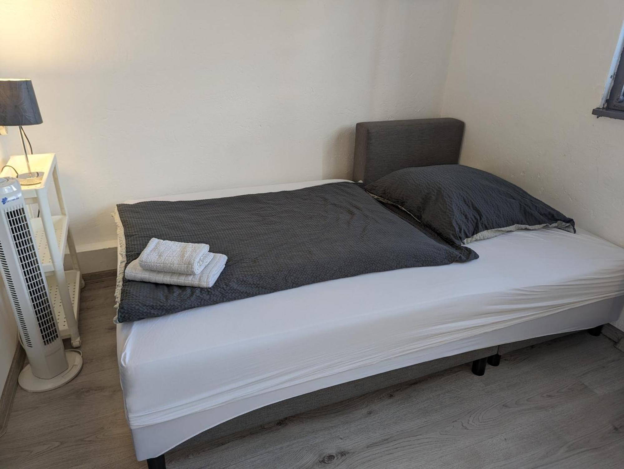 Lovely Studio With Free Parking On Premisis Asten Екстериор снимка