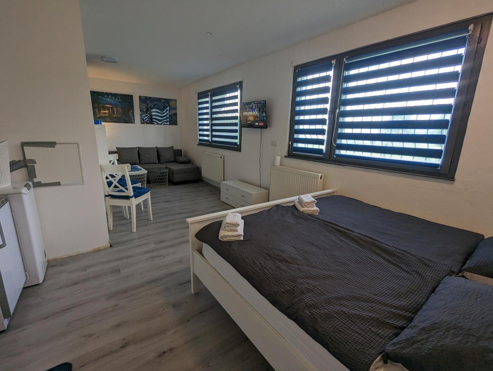 Lovely Studio With Free Parking On Premisis Asten Екстериор снимка